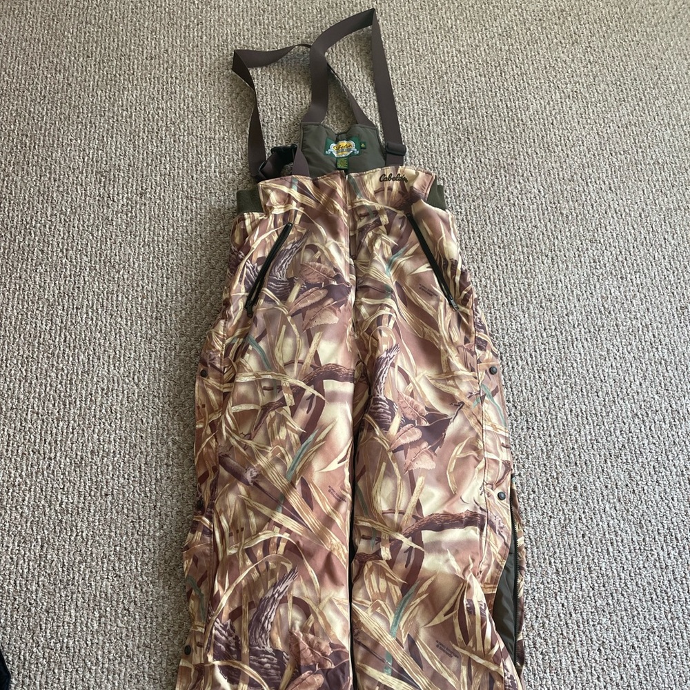 Cabelas MENS bibs. Medium like new
